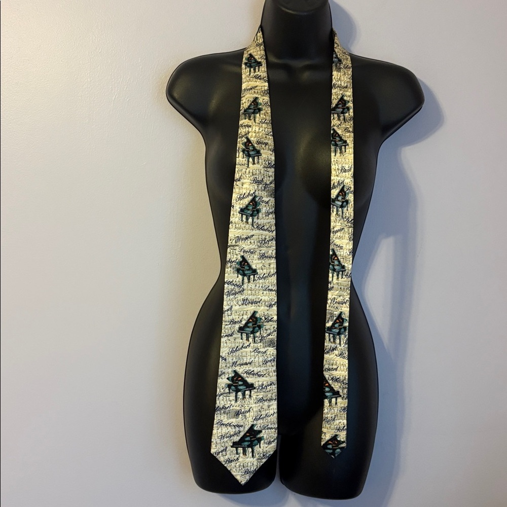 Museum Artifacts Music Masters by SNI Silk Cream Piano Composers Necktie Tie - Picture 2 of 12